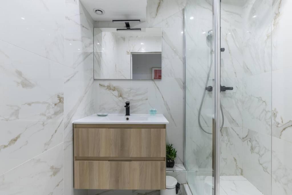 Home Suite Home Grands Boulevards - 32 - Paris Luaran gambar